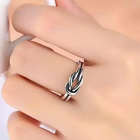 STERLING SILVER KNOT RING MINIMALIST - Picture 1 of 13